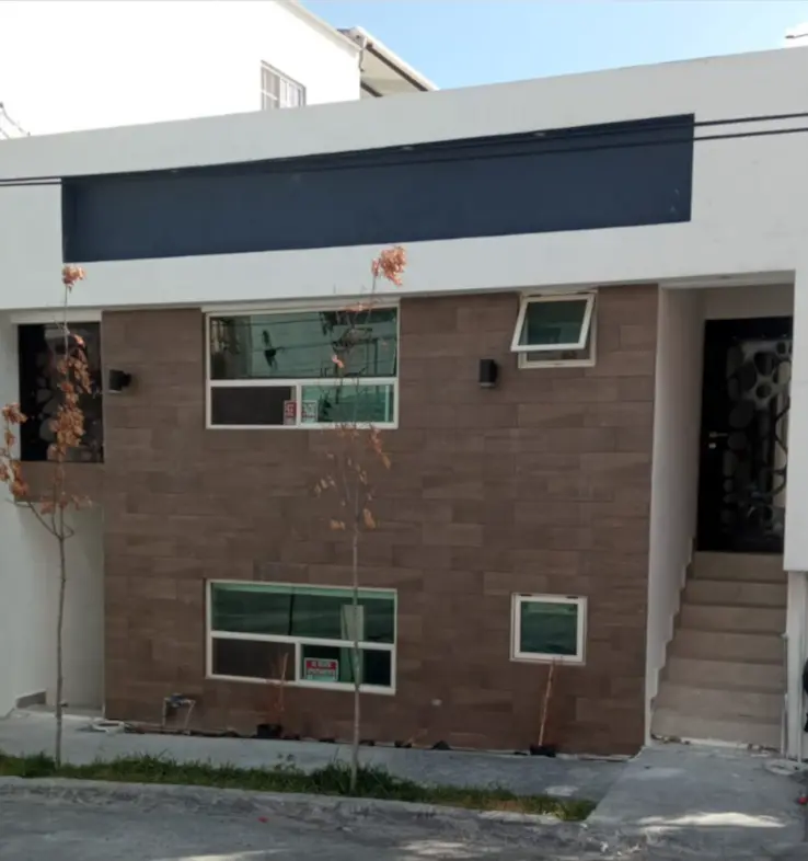 Fachada de Manuel González 806, San Pedro Garza García, Nuevo León